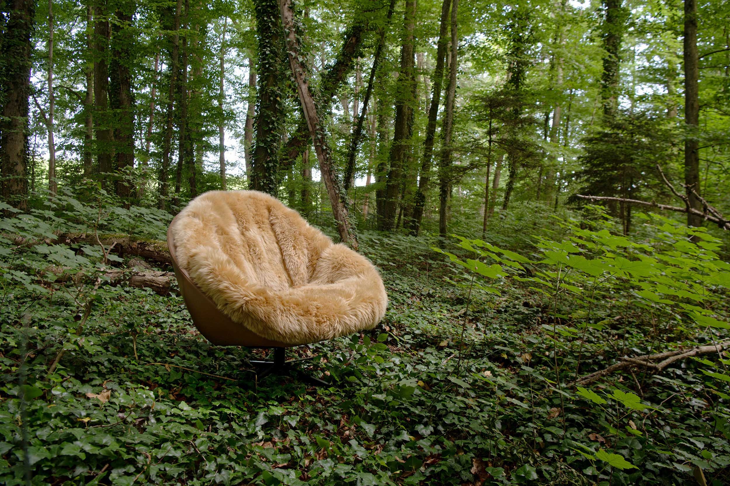 Inviting and sculptural: with its organic design and natural materials, the DS-265 Coco is a real oasis of well-being