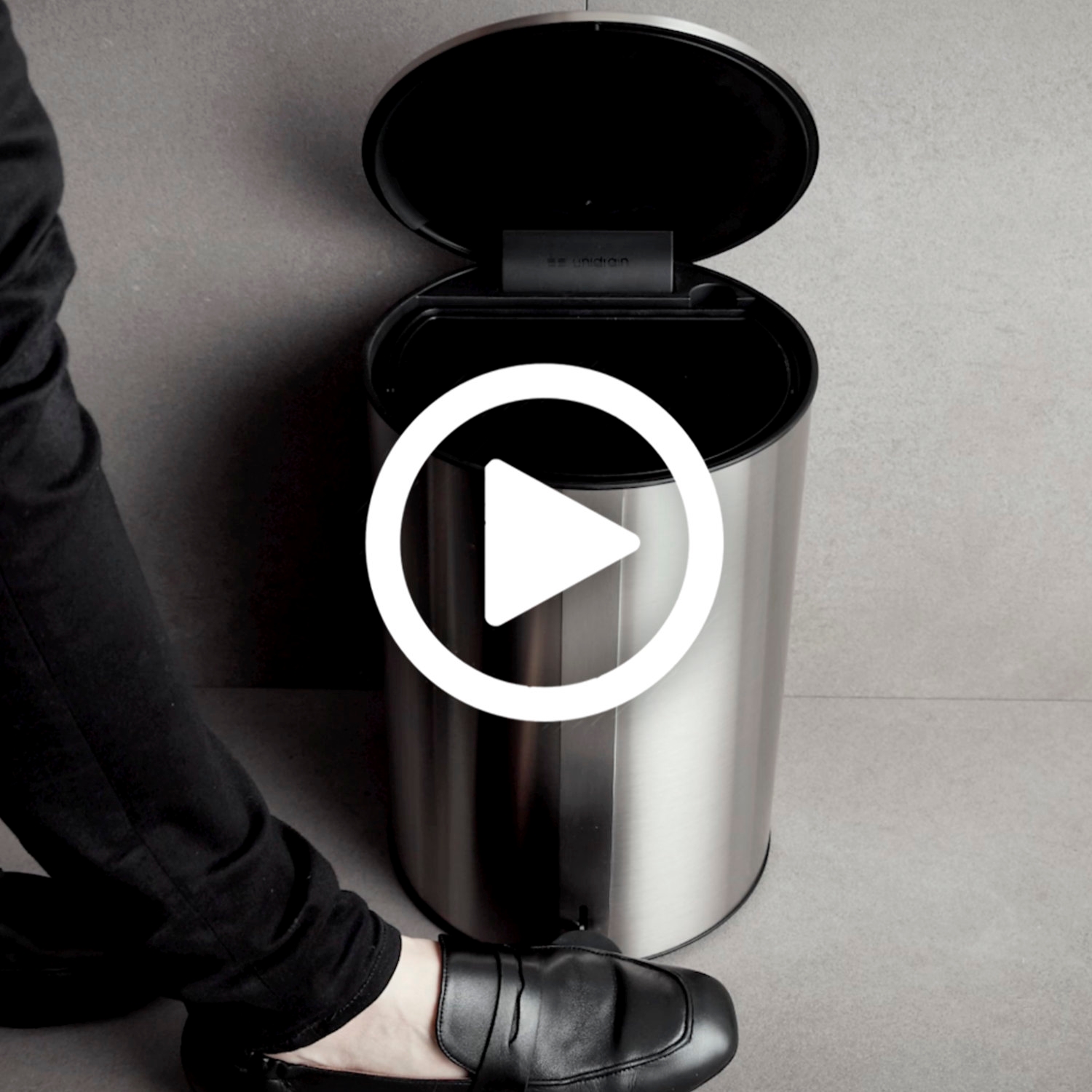 Erfahre mehr über die Geschichte Verbesserte Benutzerfreundlichkeit mit dem Treteimer Reframe von Unidrain