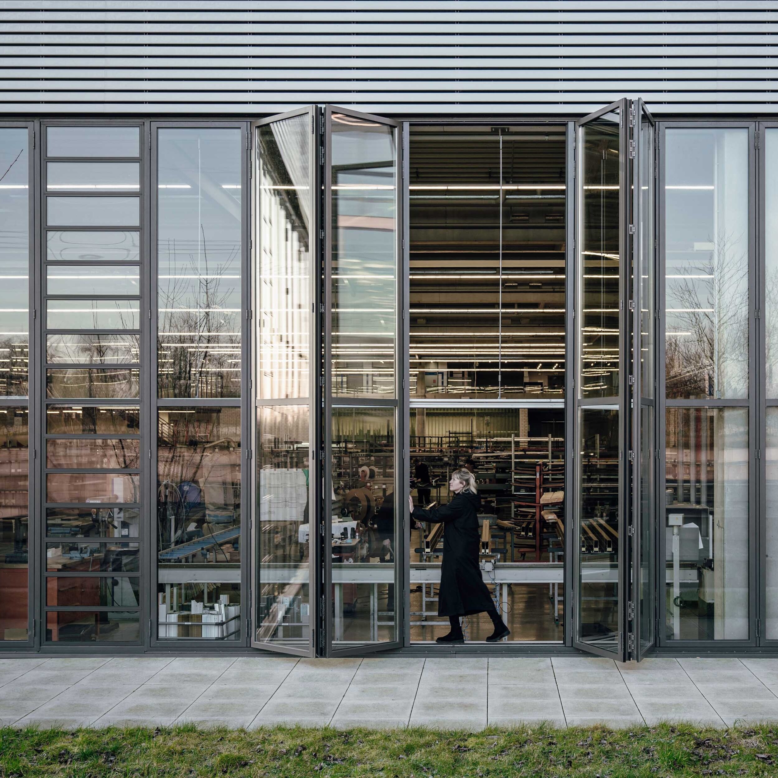 Leggi la storia Small sketches, big ideas – 40 years of window and facade solutions by Solarlux