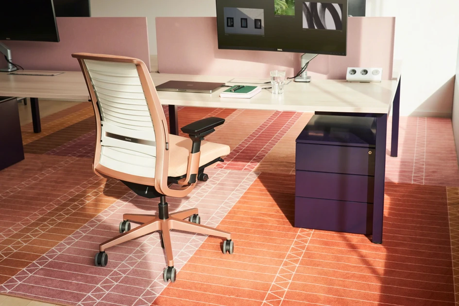 Think pushes the boundaries of sustainable office chair design, while offering the LiveBack Flexor system, which conforms to your spine alongside weight-activated controls