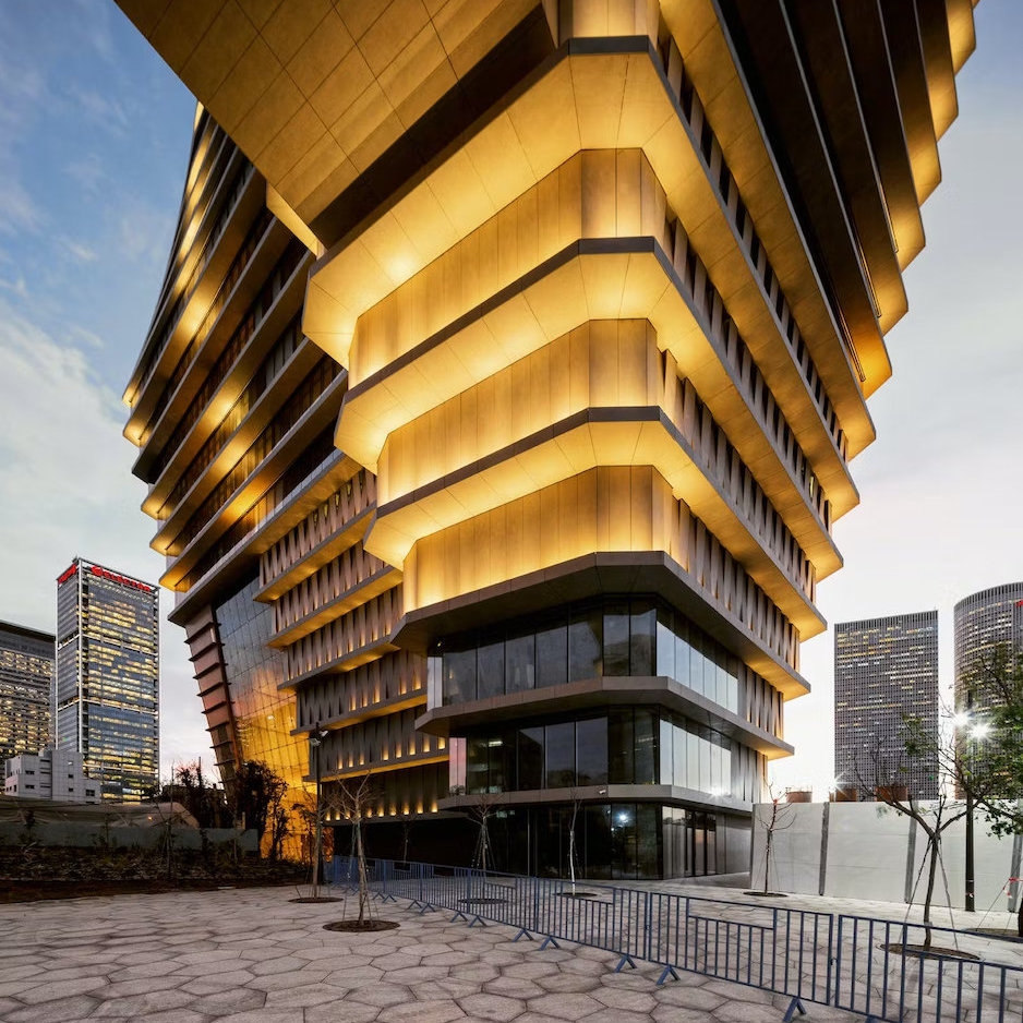 Erfahre mehr über die Geschichte Cosentino: eine fantastische Fassade für den Toha Tower in Tel Aviv