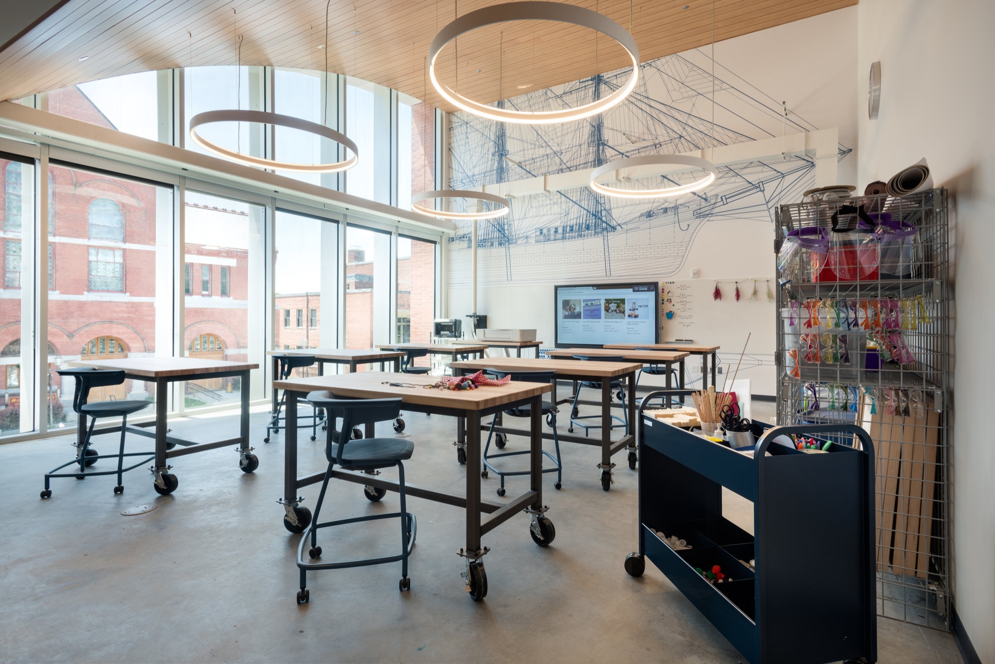 The Charlotte & William Bloomberg Medford Public Library combines acoustically separates traditional literary library services with community spaces. Photos: Paul Burk Photography