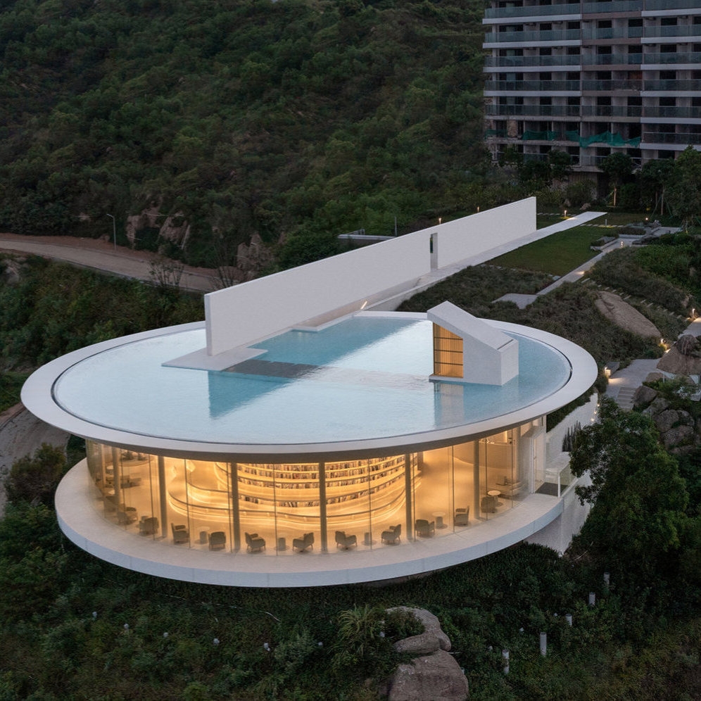 Leer la historia Quiet please: worldwide libraries that speak up for their communities