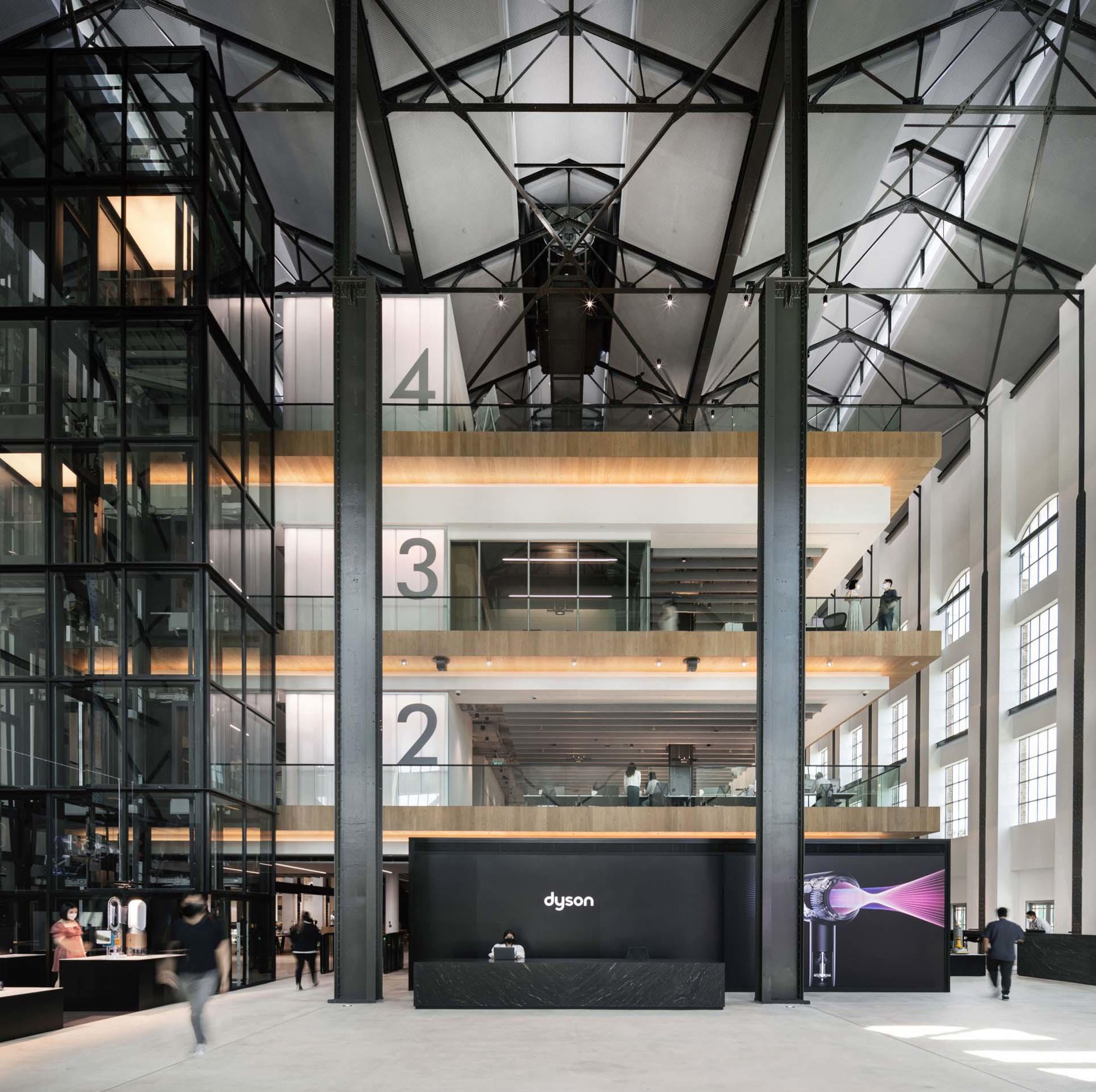 Leggi la storia Top ten: curated offices with light-giving atriums