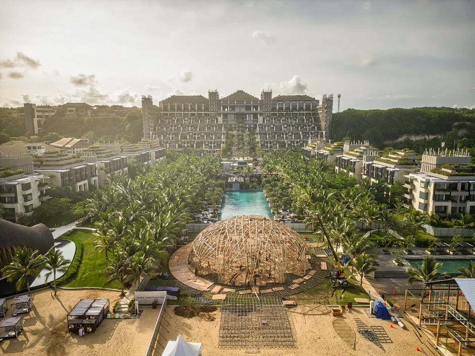The Dome, built using modern and traditional bamboo techniques, featured iconic shapes that reference Indonesian culture. Photos: Courtesy of BRIOE (top), Embara Films (middle), Danar Tri Atmojo (bottom)