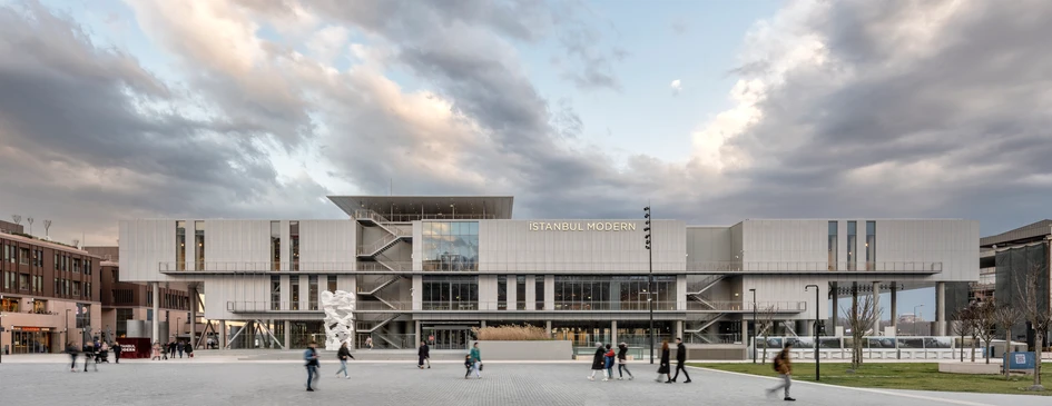 Already attracting an international visitorship, Renzo Piano Building Workshop's recent Istanbul Modern project celebrates the idea of intersections. Photo: Cemal Emden