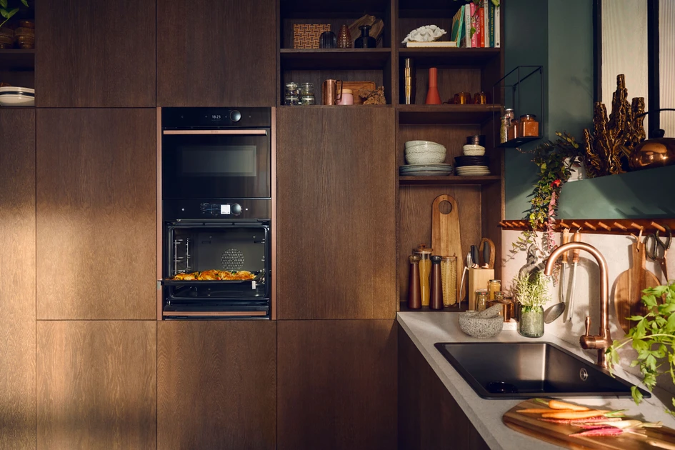 NEFF’s most recent innovations are all about bringing fun and flexibility to the cooking zone, with movable control knobs and trim which allows you to switch up your accents
