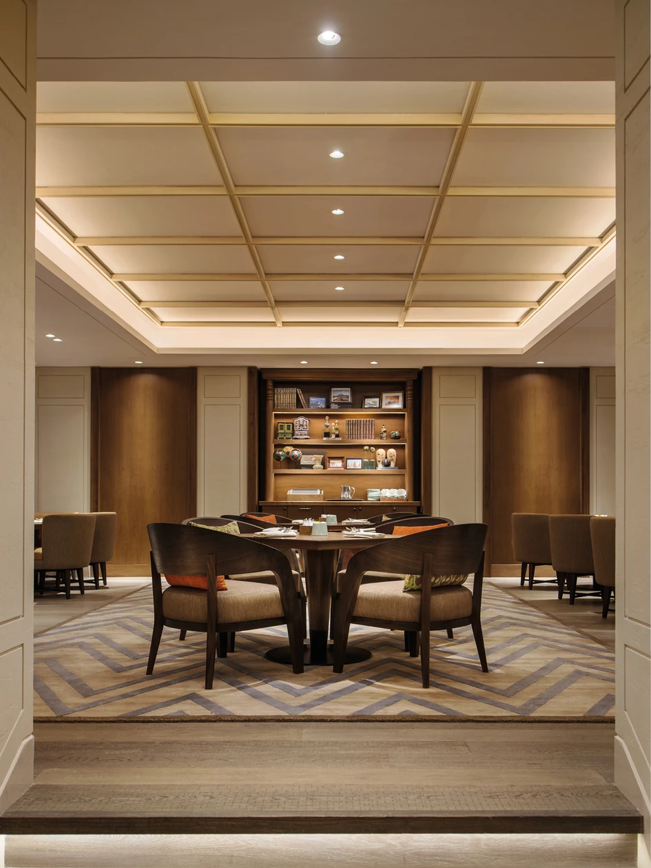 Mood Pro’s intensity and colour can be adjusted to enhance the mood of a space.  More yellow and a relaxing sundown ambiance is evoked, more blue and a stimulating work-friendly atmosphere is created