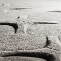 Ornamental topography: the relief-like Hybrid Effect carpet made of New Zealand wool blends technical charm with soft natural materials