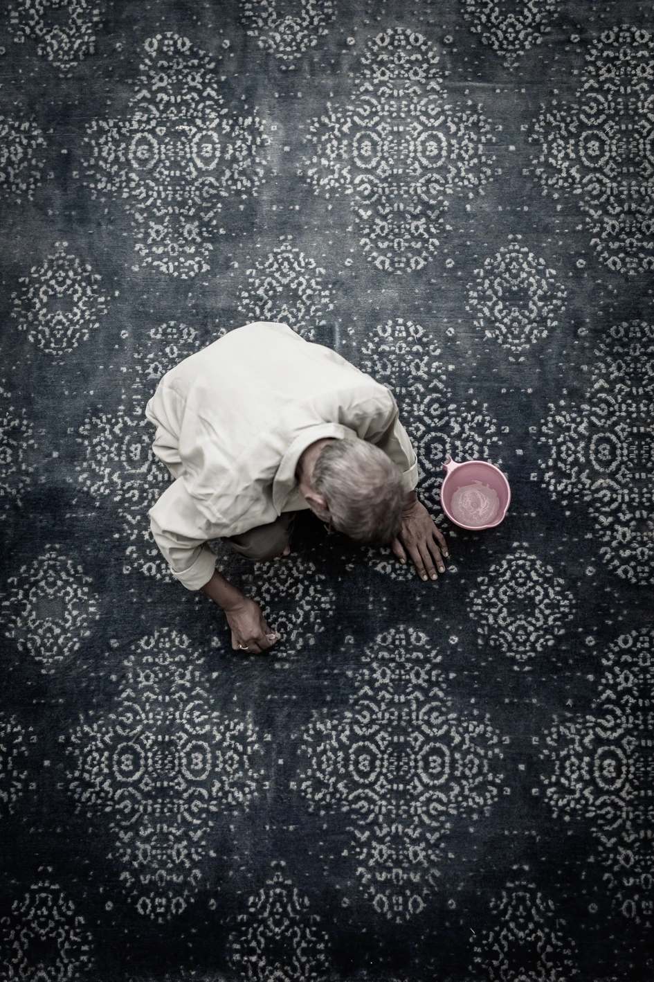 Thousands of years of carpet art transformed into the present day: Exquisite materials and masterful craftsmanship meet contemporary design. Each carpet reveals its own character