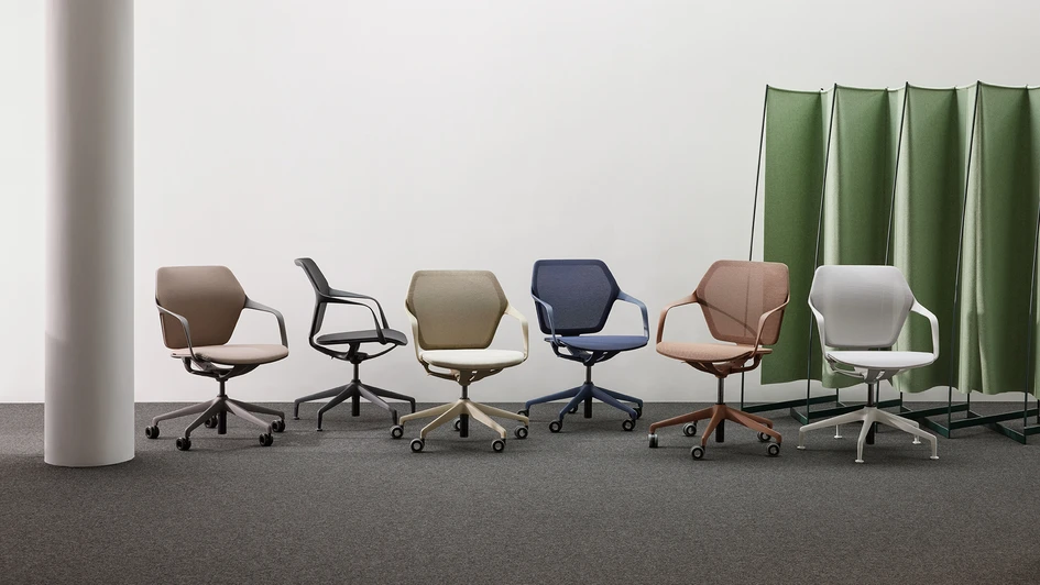 Whether with mesh covering or upholstery, castors or glides, ray work effortlessly fulfils various requirements