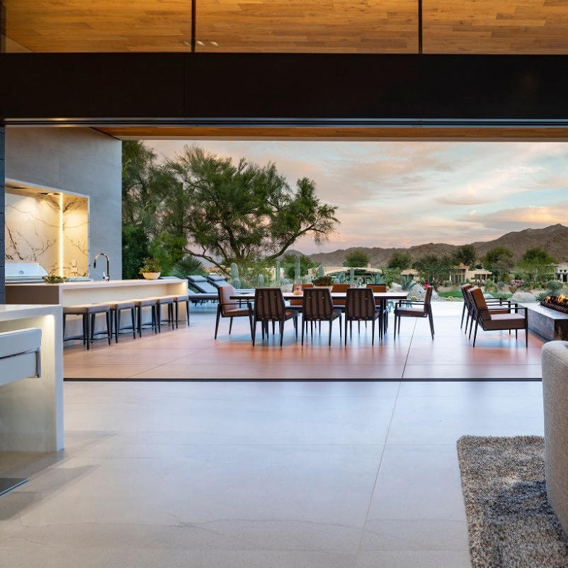 Leer la historia Top ten: curated projects that prompt external living with outdoor kitchens
