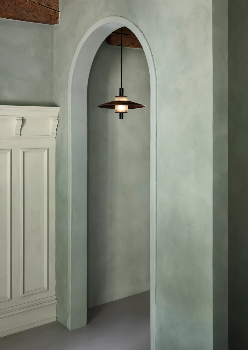 In his first collaboration with Forestier, David Fabbri has designed the captivating Thésée collection taking inspiration from nature