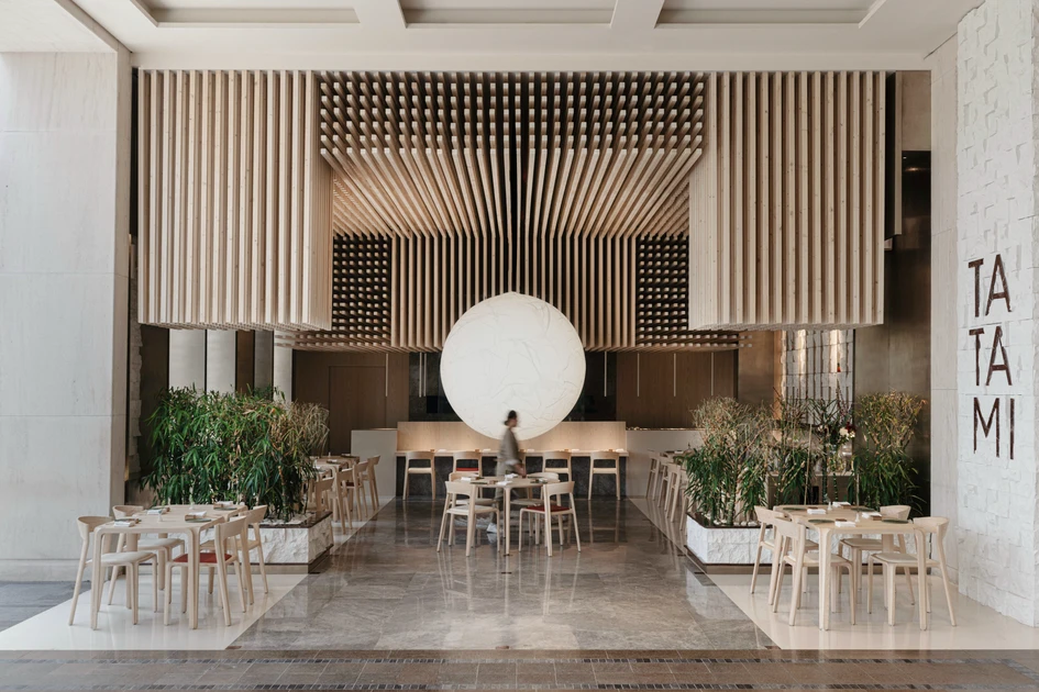 Ado Avdagić's versatile Primum collection brings visual warmth to all kinds of settings, from the 14Horses Restaurant in Lithuania (above) to Tatami in Kuwait (below)
