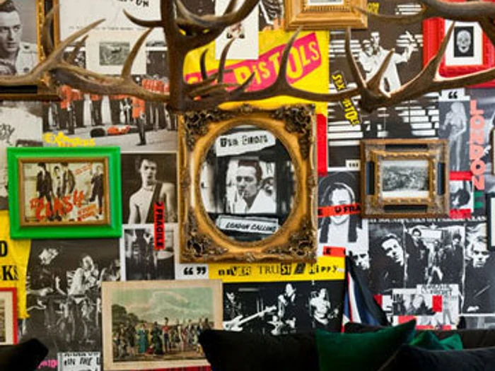 Lire l’histoire D.D.C.