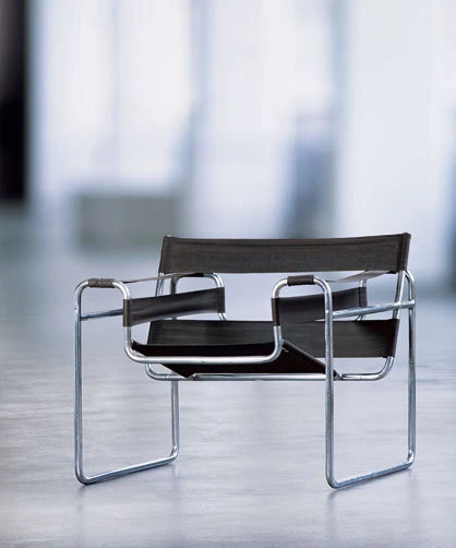 Marcel Breuer, Lounge Chair B 3, second version 1926. Photo: Hartwig Klappert, Berlin, Stiftung Bauhaus Dessau