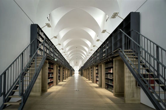 Manica Lunga library remodelling by Michele De Lucchi, photo Alessandra Chemollo, © Fondazione Giorgio Cini