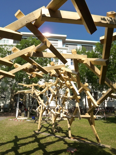 'selfsupportingframework' by Mischa Proll