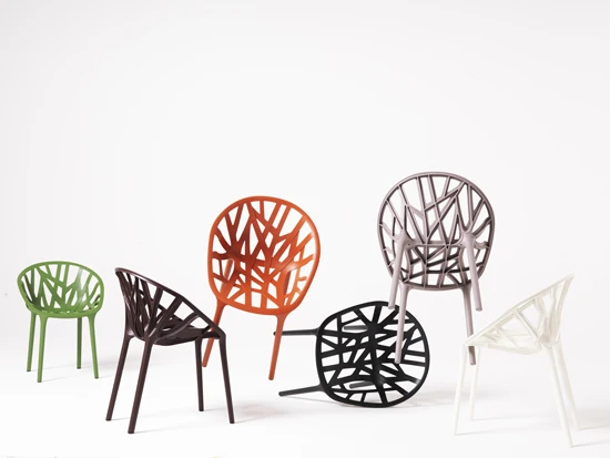 A development process lasting four years resulted in the Bouroullec Brothers' indoor and outdoor 'Vegetal' chair for Vitra, 2008; © Vitra