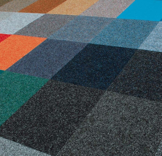 Nadelvlies Bodenbeläge der fff Fulda Carpets sind als Fliesen und Bahnenware in einer Farbpalette von 60 intensiven und gedeckten Farben erhältlich
