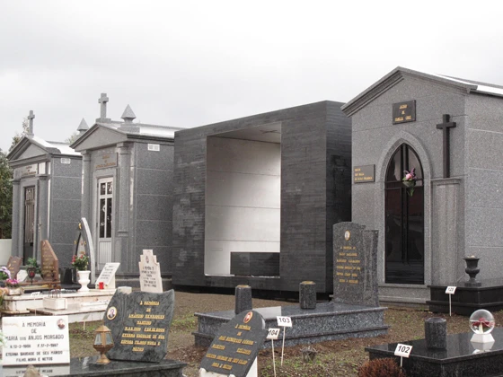 A rational response by Portuguese architect Pedro Dias's to the Duarte family's brief to design a eight-coffin tomb in the Açor Mountains; photo Pedro Dias