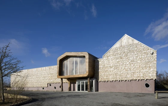 The shingles will gradually change colour, enhancing their natural appearance; photo Stéphane Chalmeau