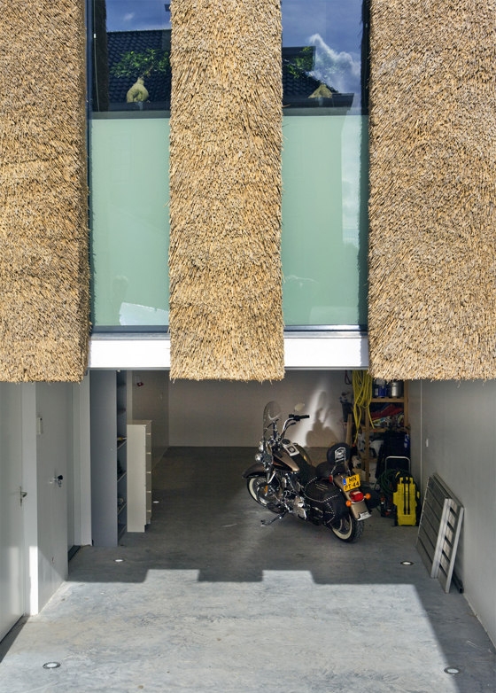 Materials and textures contrast to dramatic effect – the resulting combination of old and new is both familiar and surprising; photo Kees Hageman