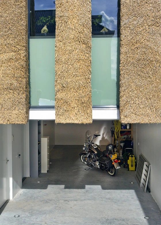 Materials and textures contrast to dramatic effect – the resulting combination of old and new is both familiar and surprising; photo Kees Hageman