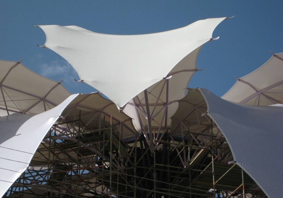 Venezuelan pavilion designed by architect Fruto Vivas; construction: Rasch und Bradatsch Architekten / 3dtex GmbH