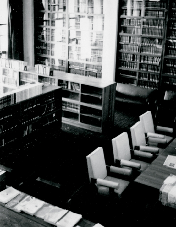 洋書 LE CORBUSIER PIERRE JEANNERET Le Corbusier / Pierre Jeanneret -- Chandigarh, India – High