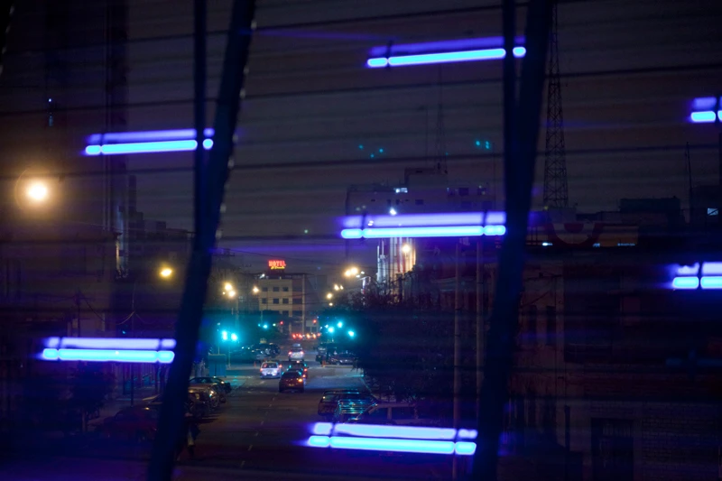 Each light contains a row of LEDs that act as pixels, allowing flexibility and control of the light output; photo © Cinimod Studio Ltd