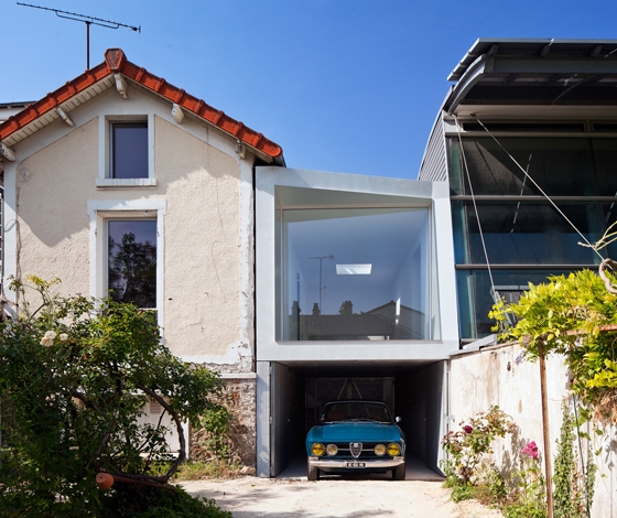Extension to a house in Chaville CUT Architectures 2011 Photo credit: Luc Boegly