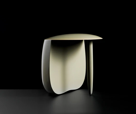 Stool Tri pod existing out of 3 elements, Aldo Bakker 2006; size: 340 x 330 x 320 mm; material: Ice blue urushi; urushi execution: Mariko Nishide; urushi supplier: Takuo Matsuzawa, Joboji Urushi Sangyo; photography: Erik en Petra Hesmerg