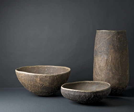 RELIGIO - RE-BOUND TO THE SOURCE, Kanshitsu jars by Manfred Schmid