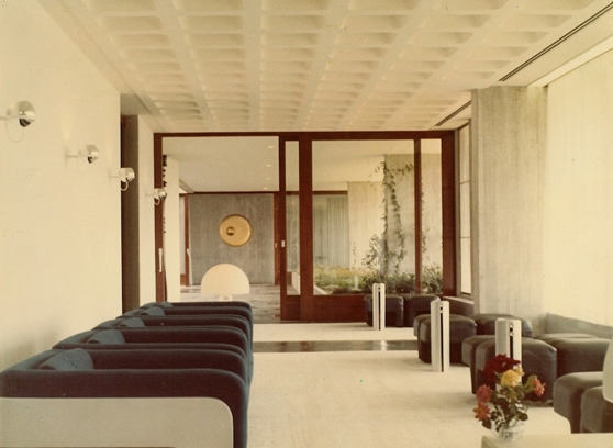 Czechoslovak OSN Mission in Geneva, interiors by Jan Šrámek, Zbyněk Hřivnáč and Oldřich Novotný, architecture by Karel Filsak, Karel Bubeníček a Jan Šrámek, 1969; image courtesy of Zbyněk Hřivnáč archive