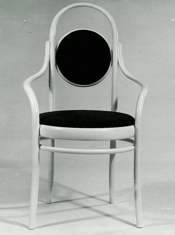 Chair for IHC hotel in Prague, design Zbyněk Hřivnáč, 1980; image courtesy of Zbyněk Hřivnáč archive