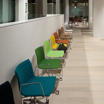 Lees storie Arper Showroom launches in London