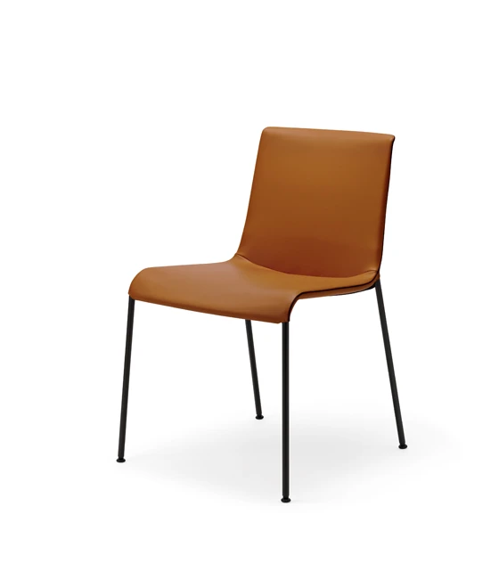The ‘Liz’ chair, designed by Claudio Bellini for Walter Knoll transfers technology from one industry to another, applying an elastic, high-comfort material developed for aviation to a delicate frame