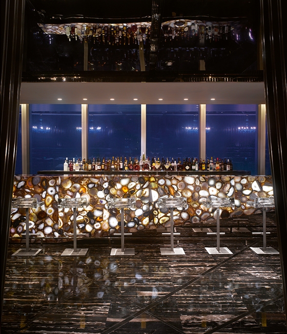 Four Seasons Hotel. Interior by Hirsch Bedner Associates. Location: Guangzhou International Financial Center (by Wilkinson Eyre Architects), Guangzhou; photo Will Pryce