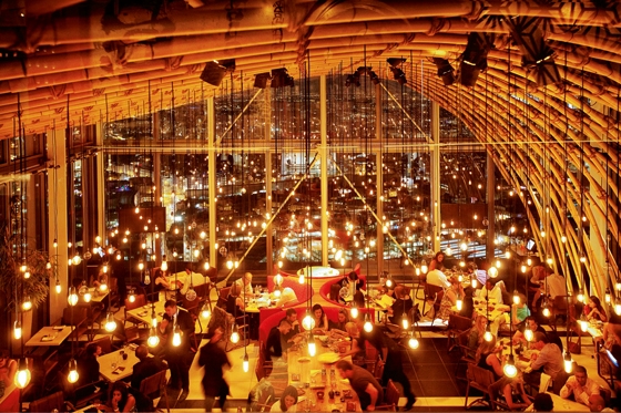 SushiSamba Restaurant. Interior by Shimon Bokovza (Samba Brands Management) and Cetra Ruddy. Location: Heron Tower (by Kohn Pedersen Fox Associates), London