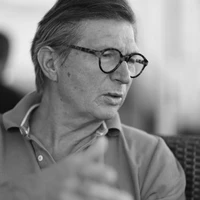 WOKA CEO, Wolfgang Karolinsky: 'In unserer Werkstatt arbeiten wir so, wie auch in der Wiener Werkstätte gearbeitet wurde. Wir wollten nie ein großes Unternehmen sein, sondern ein Unternehmen, das Qualität liefern kann.'