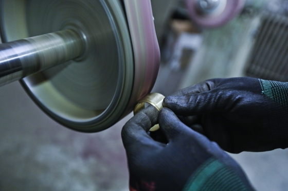 Karolinsky deliberately keeps his team small in order to retain an overview of the company's operations and to guarantee that the hand-fabricated quality that comes with a WOKA product remains consistently high