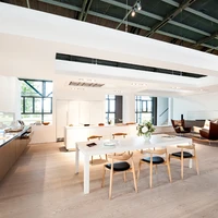 Lebensnah: Besucher des Trainingsshowrooms fühlen sich sogleich wie zu Hause