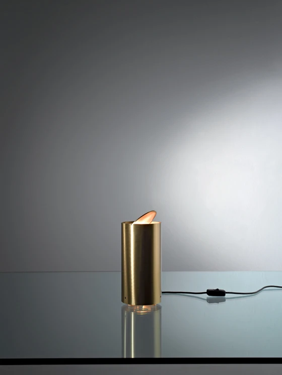 Tubo Tavolo MF35 – design Mickael Fabris – photograph Franco Chimenti