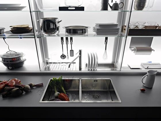 The 'New Logica System' features an 80cm-deep back section that can house a myriad equipment, such as small appliances, dish-drainers, weighing scales and cooking utensils, as well as taps, power sockets and cooker hoods
