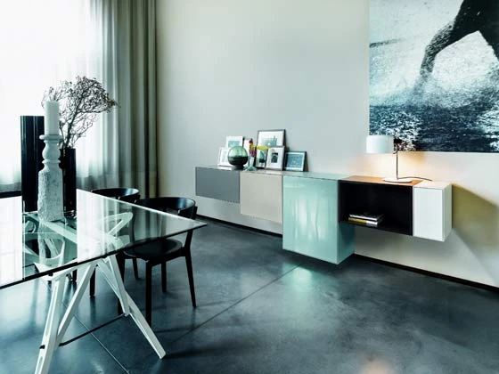 Mix and match: the sideboard boxes from the "Nex" series are combination artists that permit maximum individuality. Central element in high gloss acqua