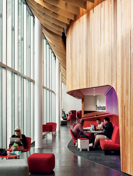 This quiet spot is dubbed the ‘Treehouse’ for its outlook through the tree canopies onto Mayoral Drive