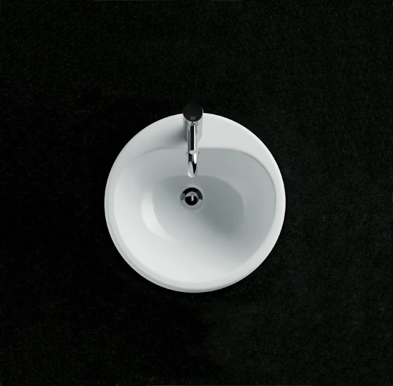 Einbaubecken „EW3“ war das erste Becken seiner Art. Es wird seit seiner Markteinführung 1970 bis heute produziert. Im Range eines Klassikers ist es für die Verwendung mit einem Einhandmischer gedacht