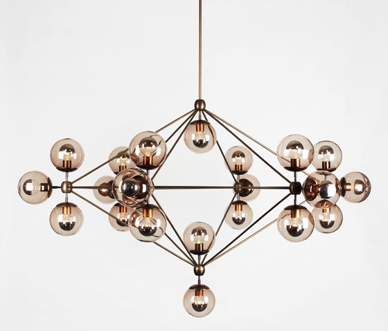 Modo chandelier 21 globes bronze smoke von Roll & Hill
