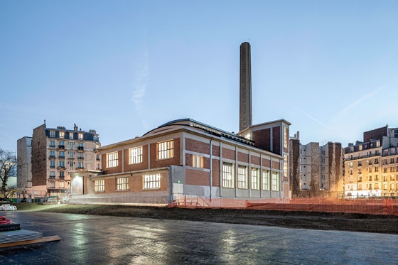 The Maison des pratiques artistiques amateurs MPAA in Paris is an old industrial building. In the course of its renovation, thermally insulated glazing using Forster unico with integrated vent casements was fitted